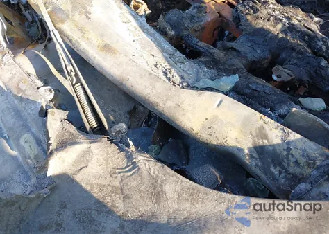 2014 Ford Fusion Se z USA, uszkodzony, nr VIN 3FA6P0HD0ER393136